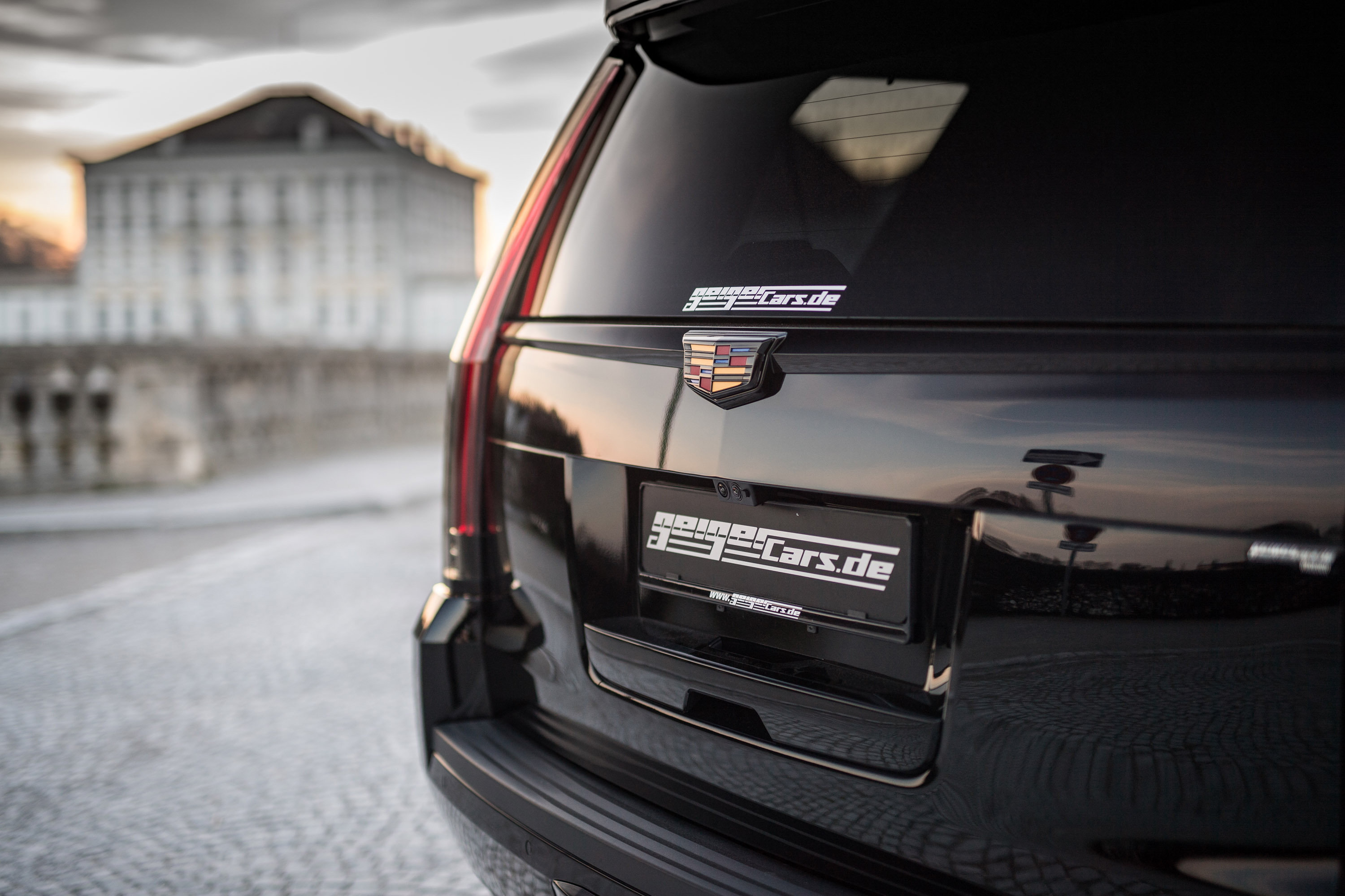 GeigerCars.de Cadillac Escalade Black Edition