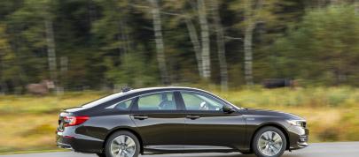 Honda Accord Hybrid (2018) - picture 7 of 22