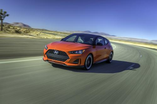 Hyundai Veloster (2018) - picture 1 of 3