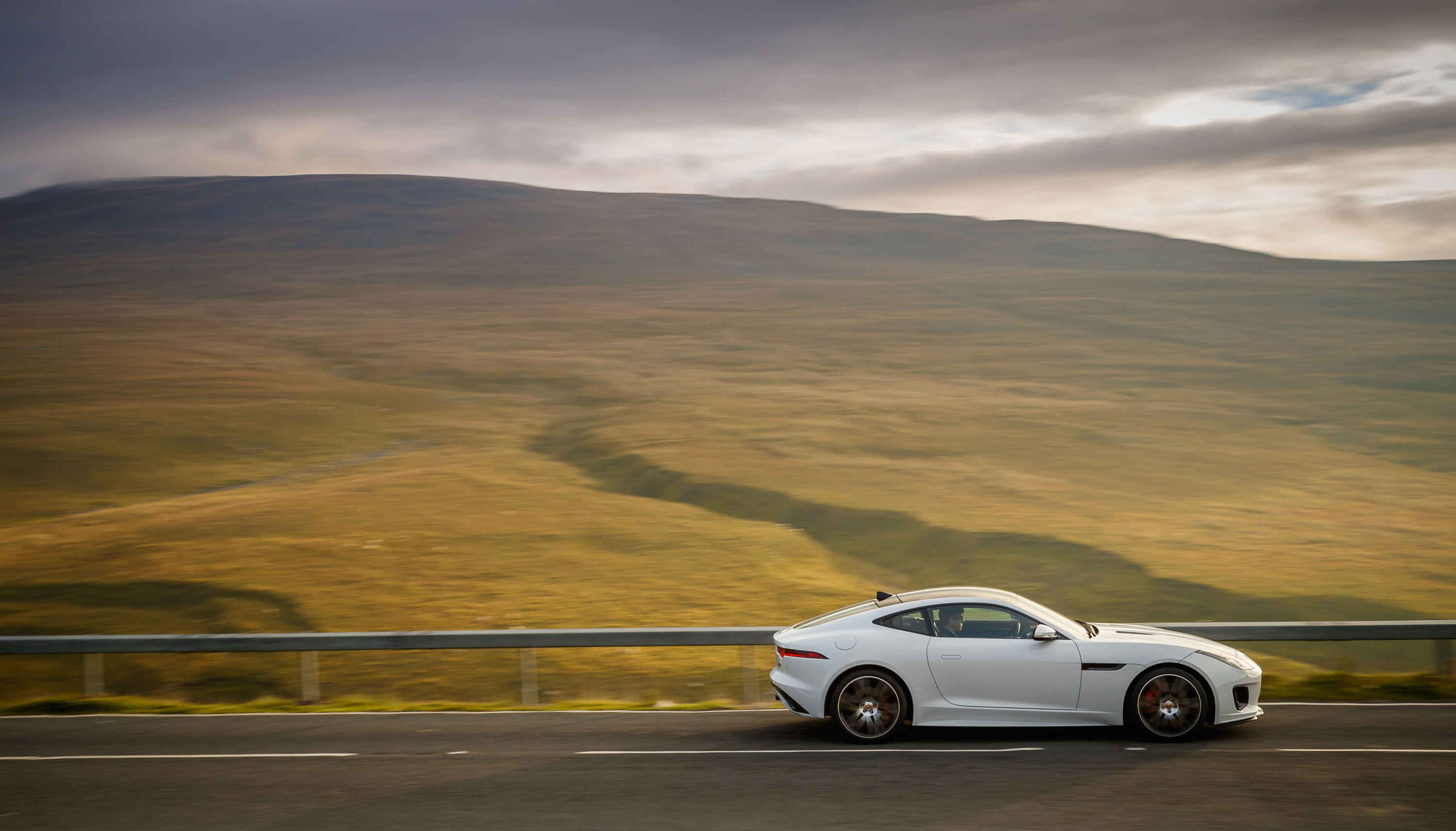 Jaguar F-TYPE Chequered Flag Edition