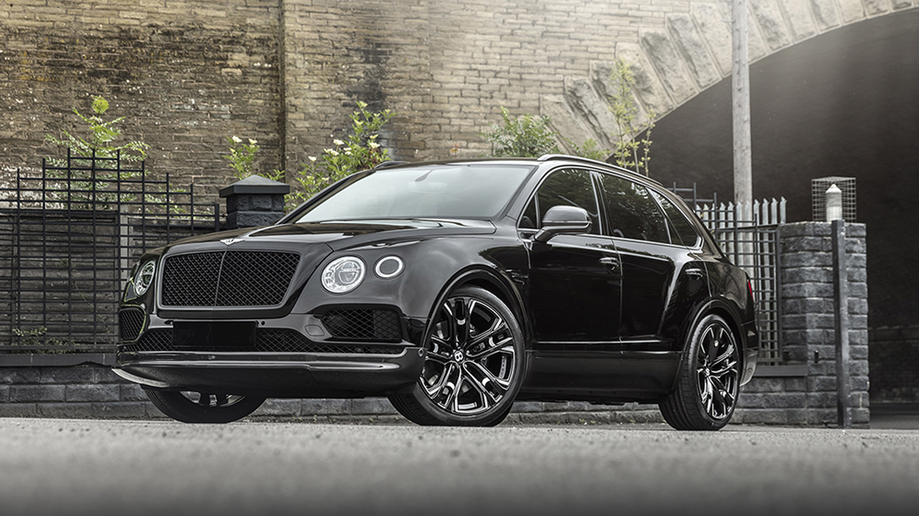 Kahn Design Bentley Bentayga Diablo