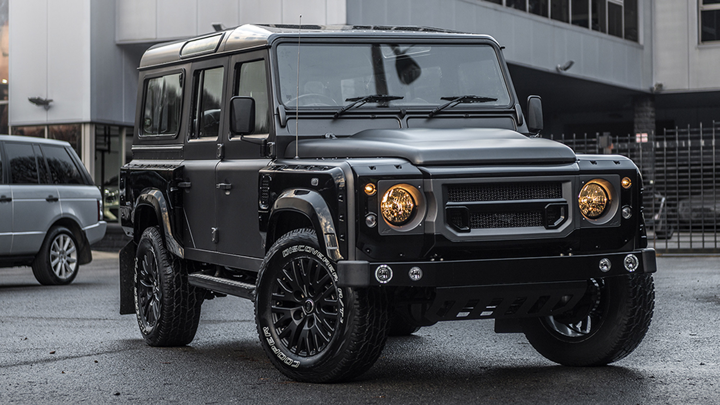 Kahn Design Land Rover Defender Volcanic Rock