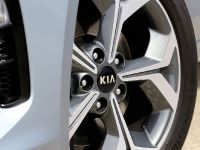 Kia Ceed 1.0 T-GDI 6 MT (2018) - picture 13 of 18