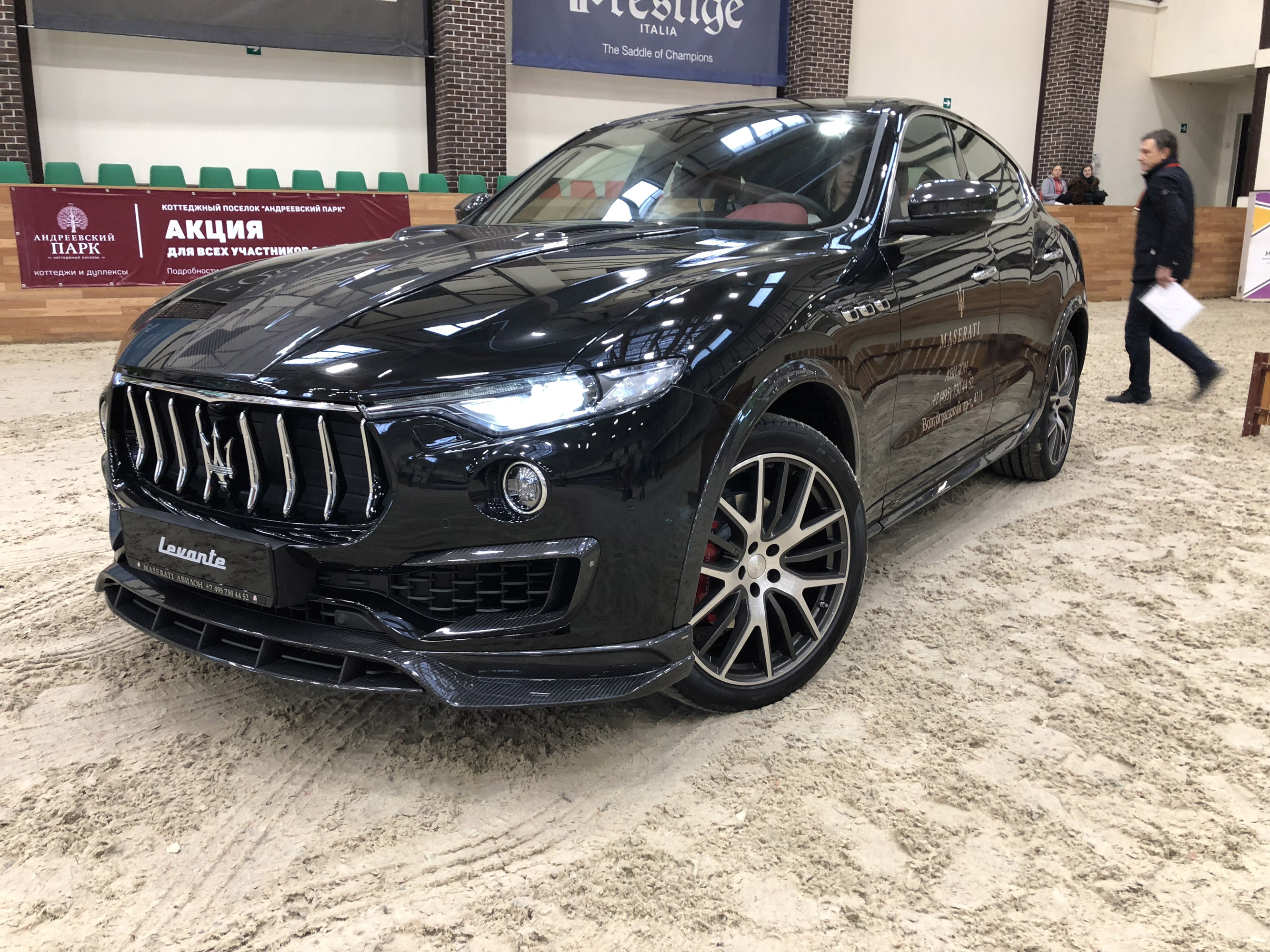 LARTE Design Maserati Levante Black Shtorm