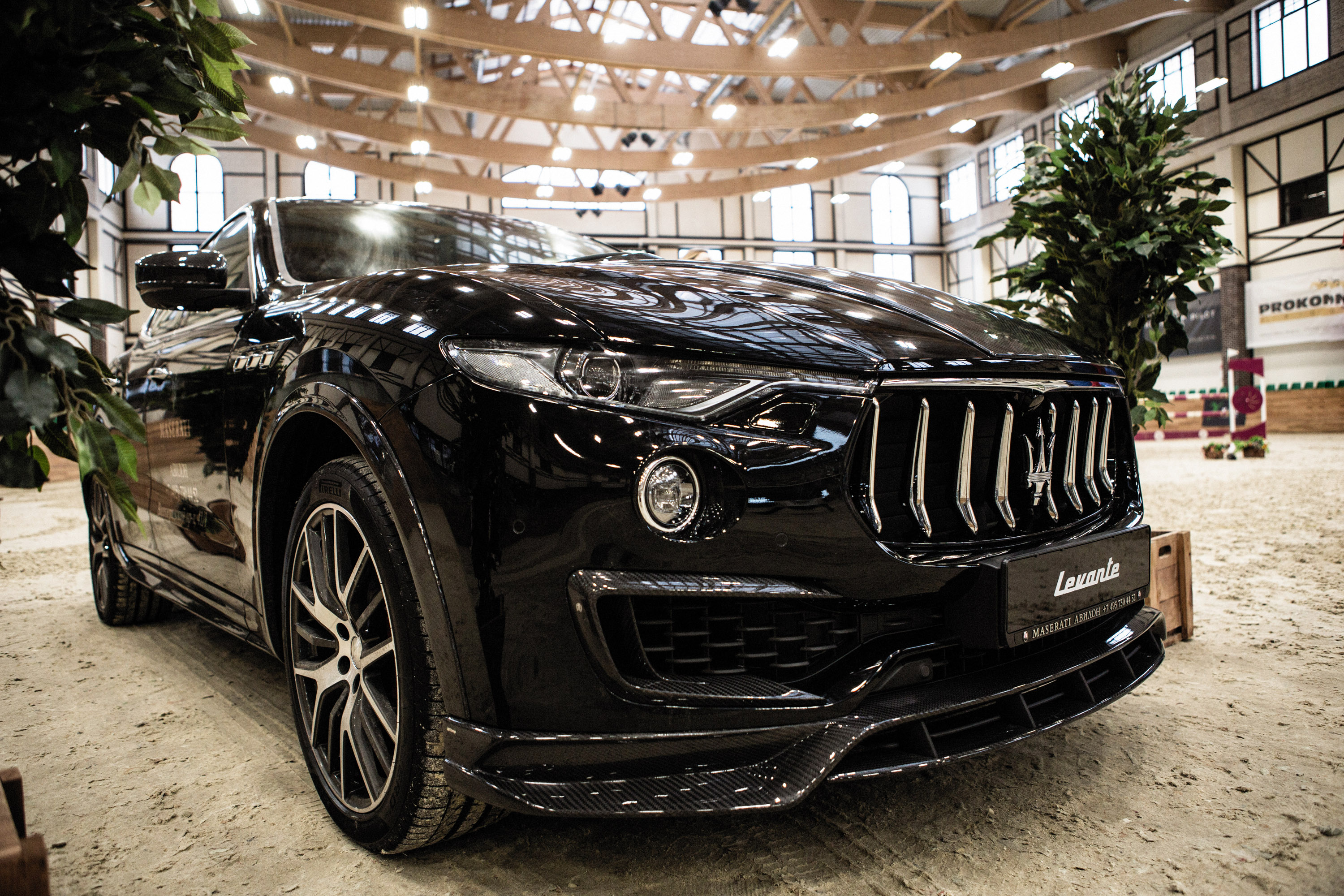 LARTE Design Maserati Levante Black Shtorm