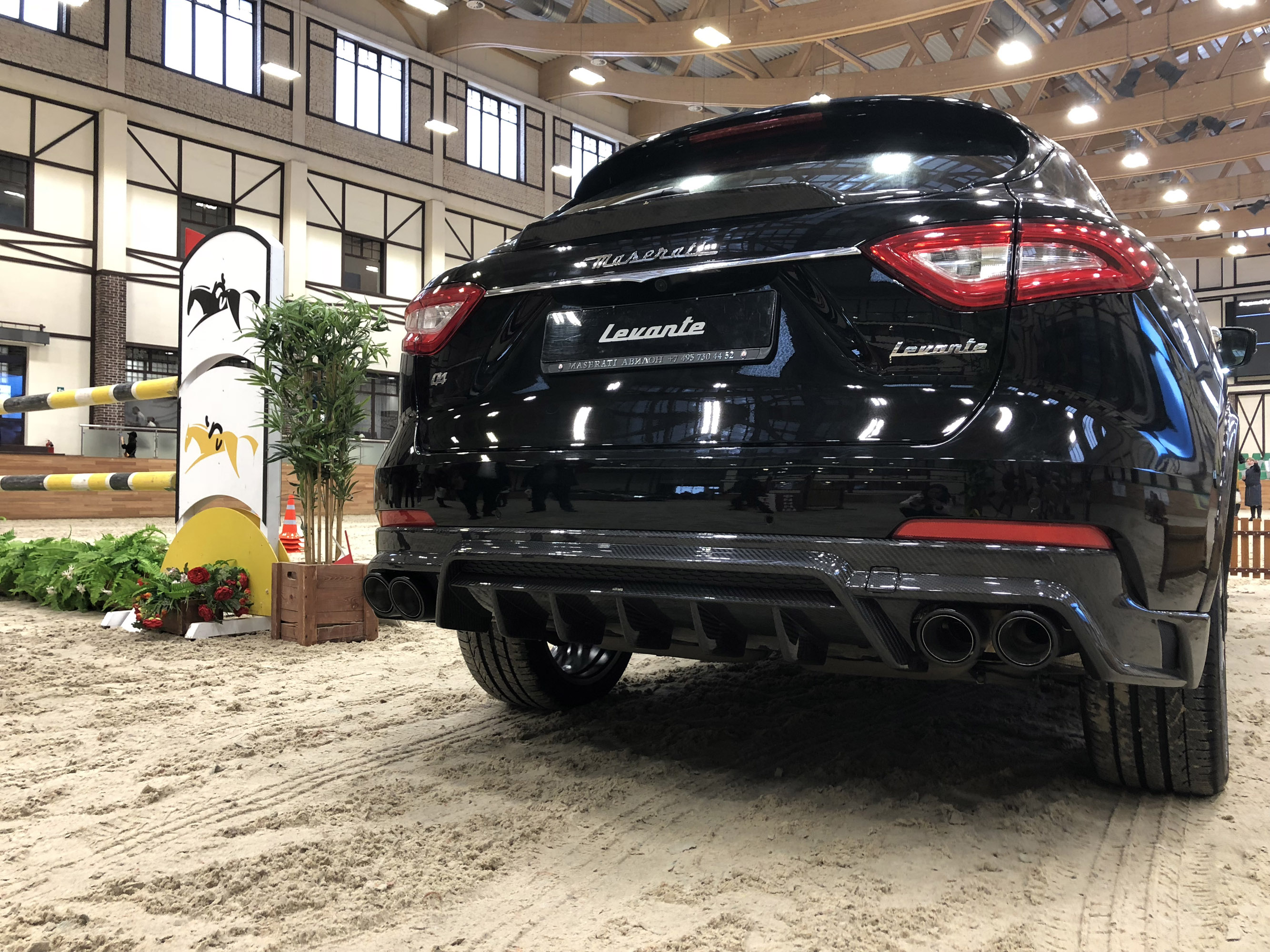 LARTE Design Maserati Levante Black Shtorm