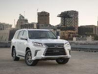 Lexus LX 400d (2018) - picture 1 of 14