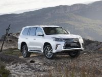 Lexus LX 400d (2018) - picture 5 of 14