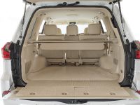 Lexus LX 400d (2018) - picture 11 of 14