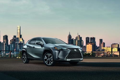 Lexus UX SUV (2018) - picture 1 of 8
