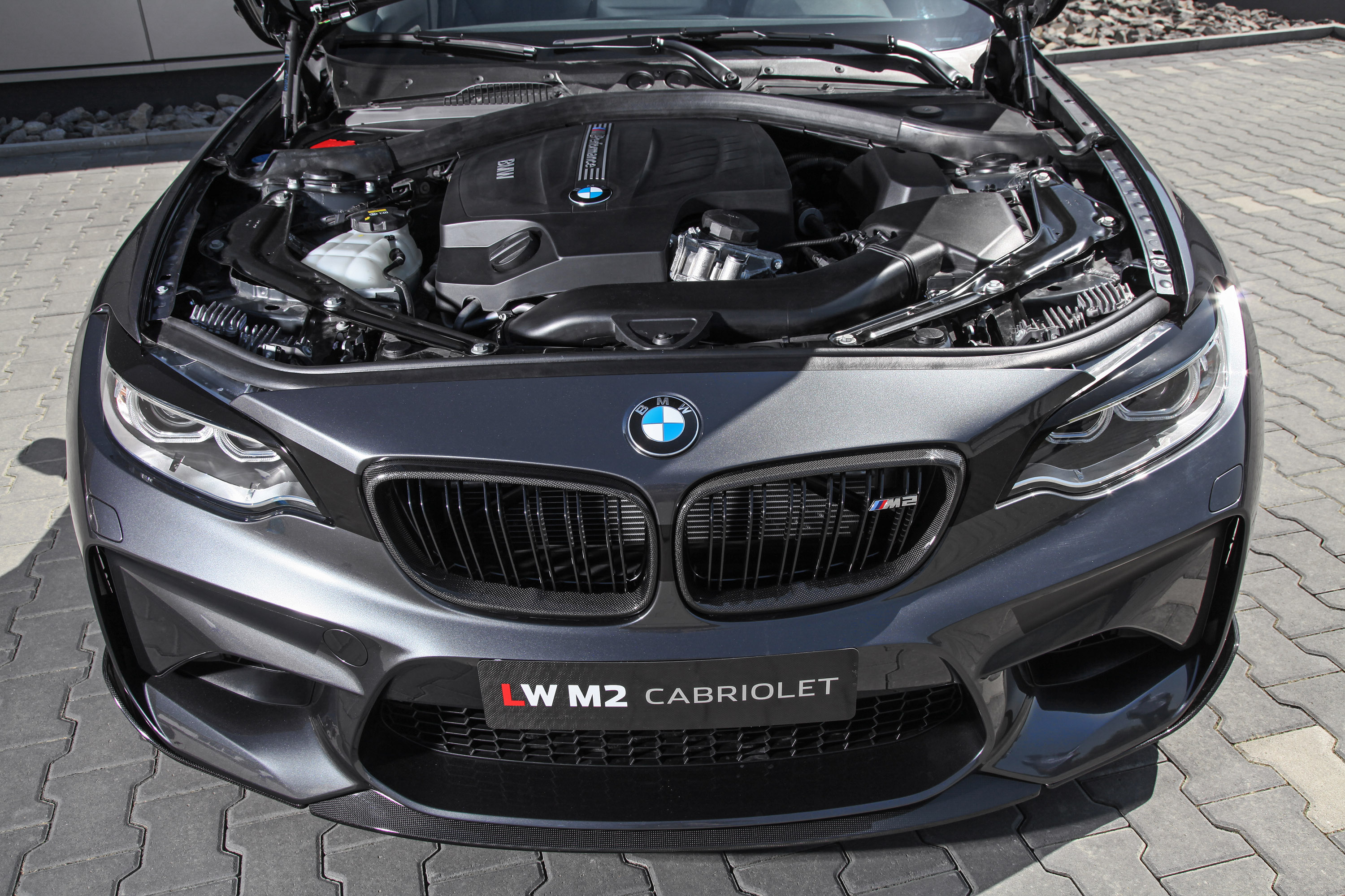 Lightweight BMW M2 LW