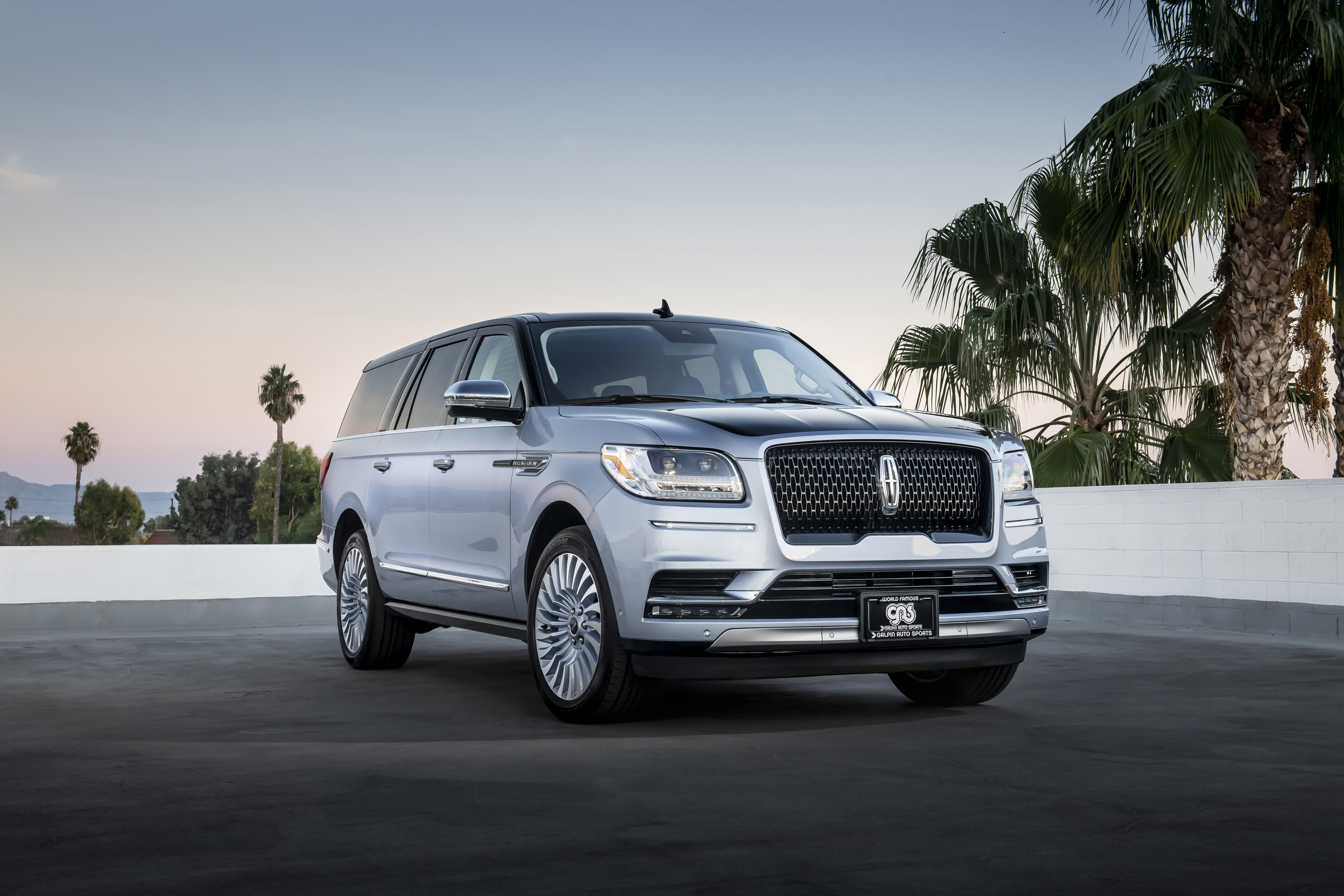 Lincoln Black Label Navigator