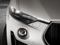 Maserati Levante GTS (2018) - picture 3 of 5