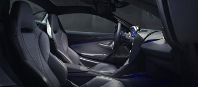 McLaren 720S Spider (2018) - picture 12 of 15