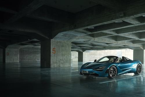 McLaren 720S Spider (2018) - picture 1 of 15