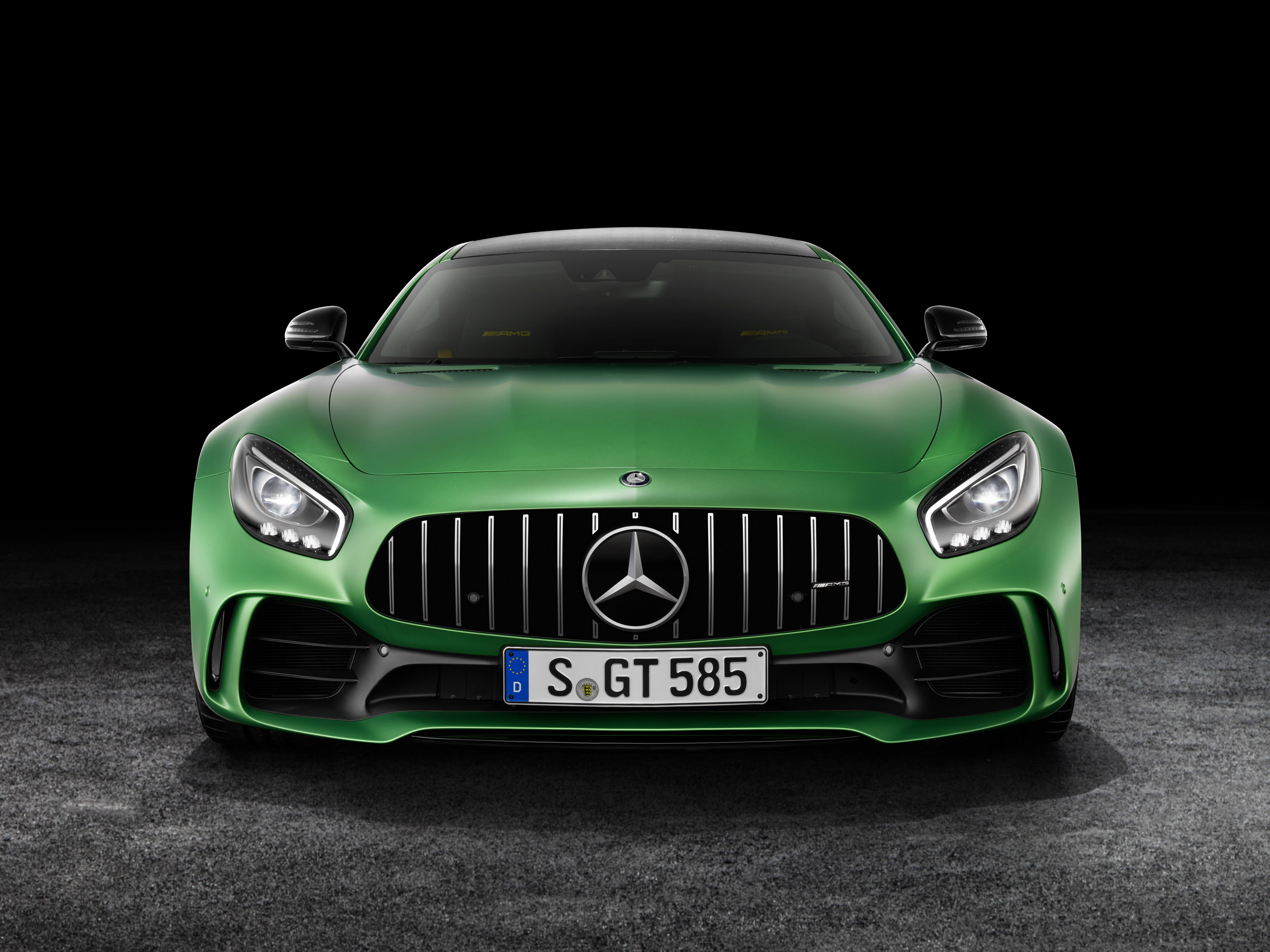 Mercedes-AMG GT R