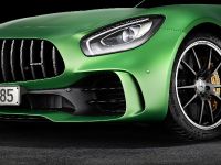 Mercedes-AMG GT R (2018) - picture 7 of 14