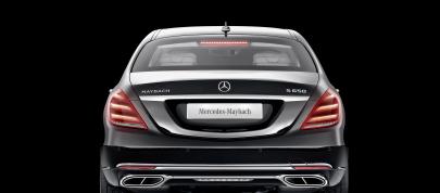 Mercedes-Maybach Pullman (2018) - picture 4 of 10