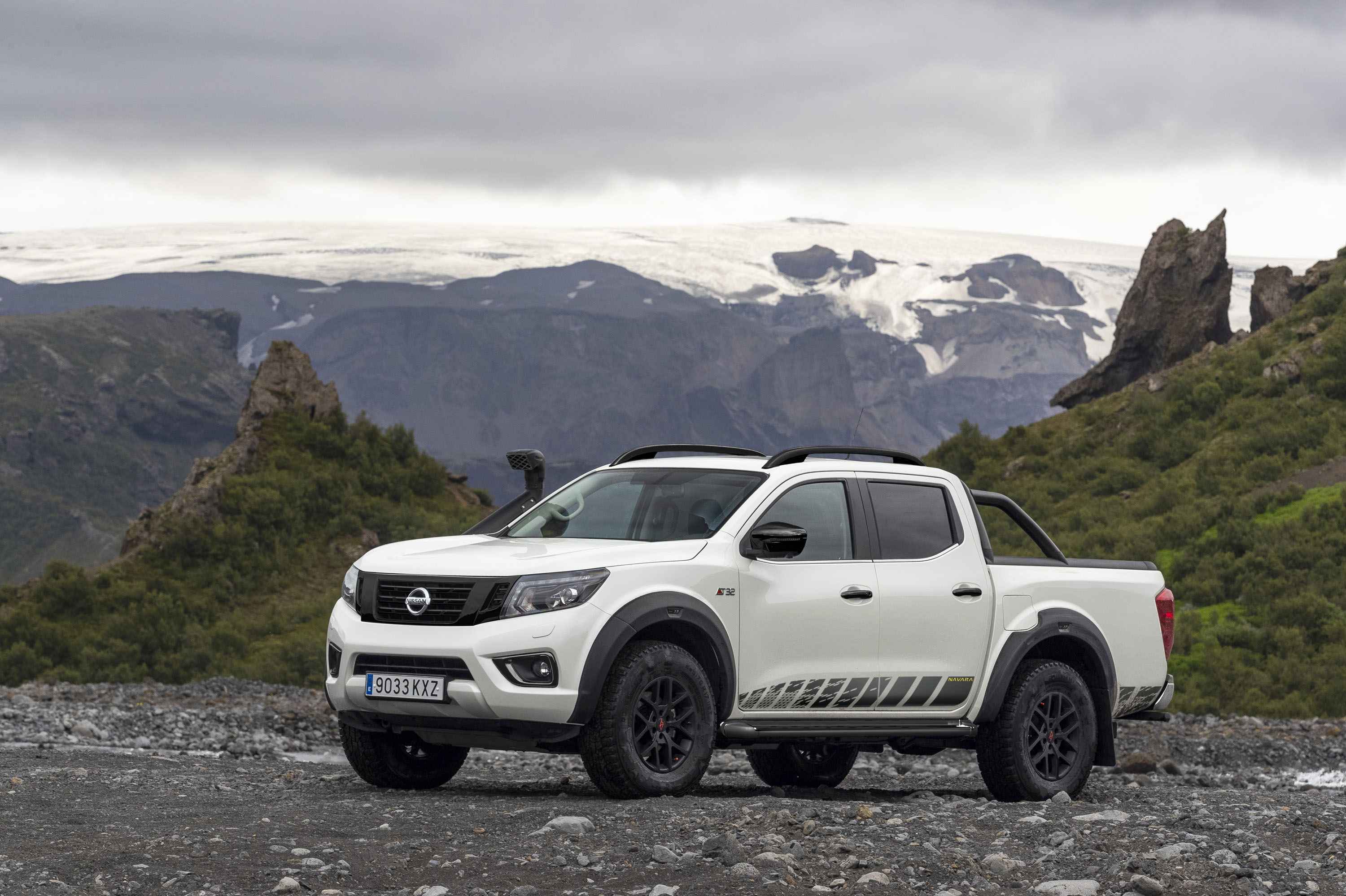 Nissan Navara OFF ROADER AT32