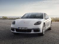 Porsche Panamera 4 E-Hybrid (2018) - picture 1 of 8