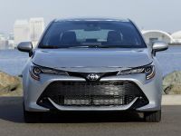 Toyota Corolla Hybrid (2018) - picture 1 of 10