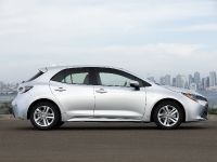 Toyota Corolla Hybrid (2018) - picture 3 of 10