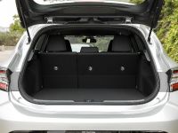 Toyota Corolla Hybrid (2018) - picture 10 of 10