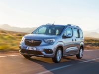 Vauxhall Combo Life (2018) - picture 3 of 13