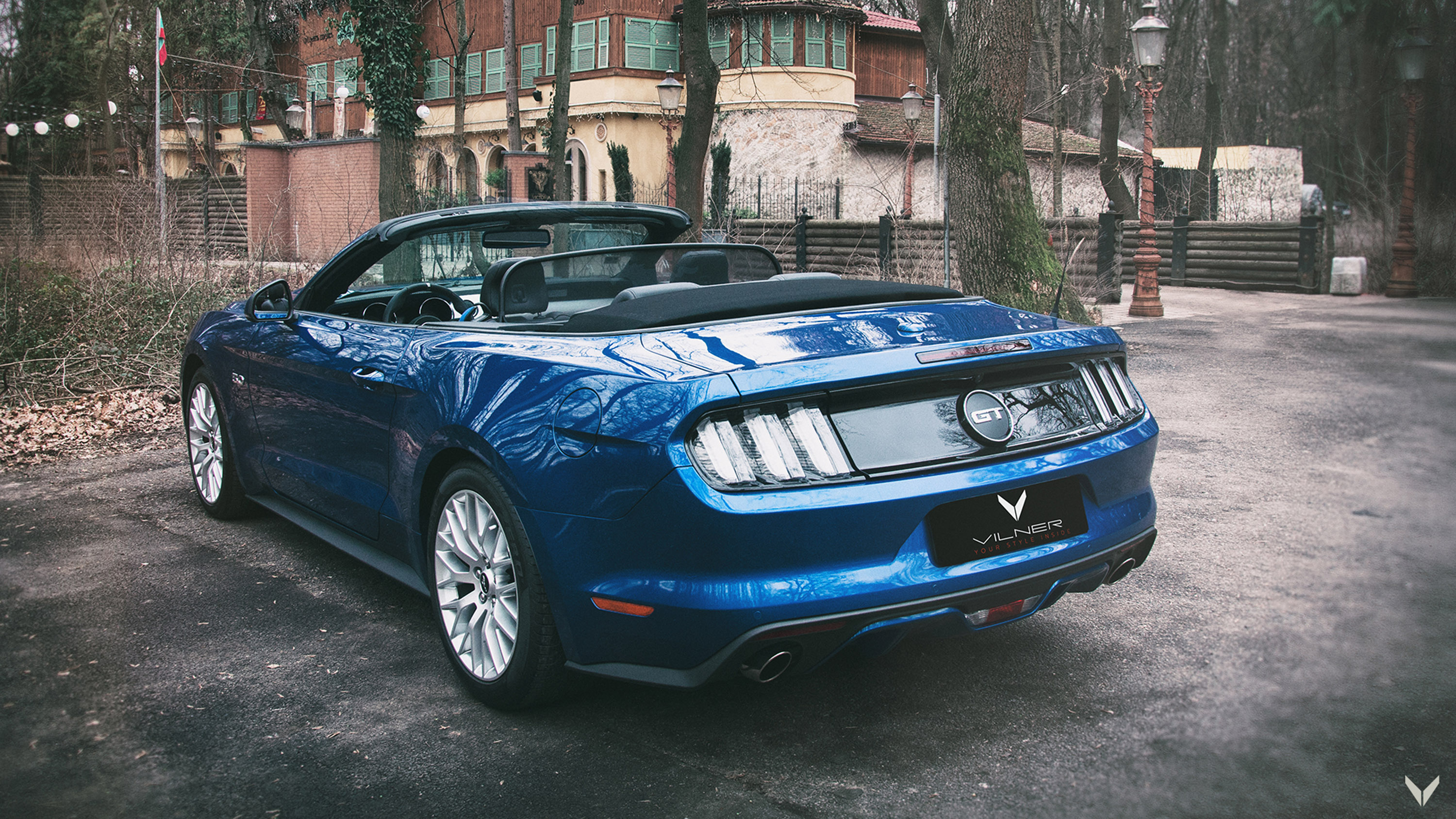 Vilner Ford Mustang GT Convertible Combo