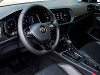 Volkswagen Jetta (2018) - picture 3 of 3