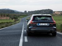 Volvo V60 Inscription (2018) - picture 8 of 8