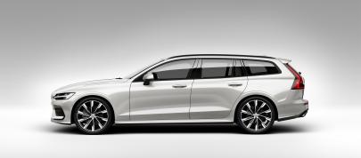 Volvo V60 (2018) - picture 4 of 13