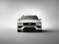 Volvo V60 (2018) - picture 1 of 13