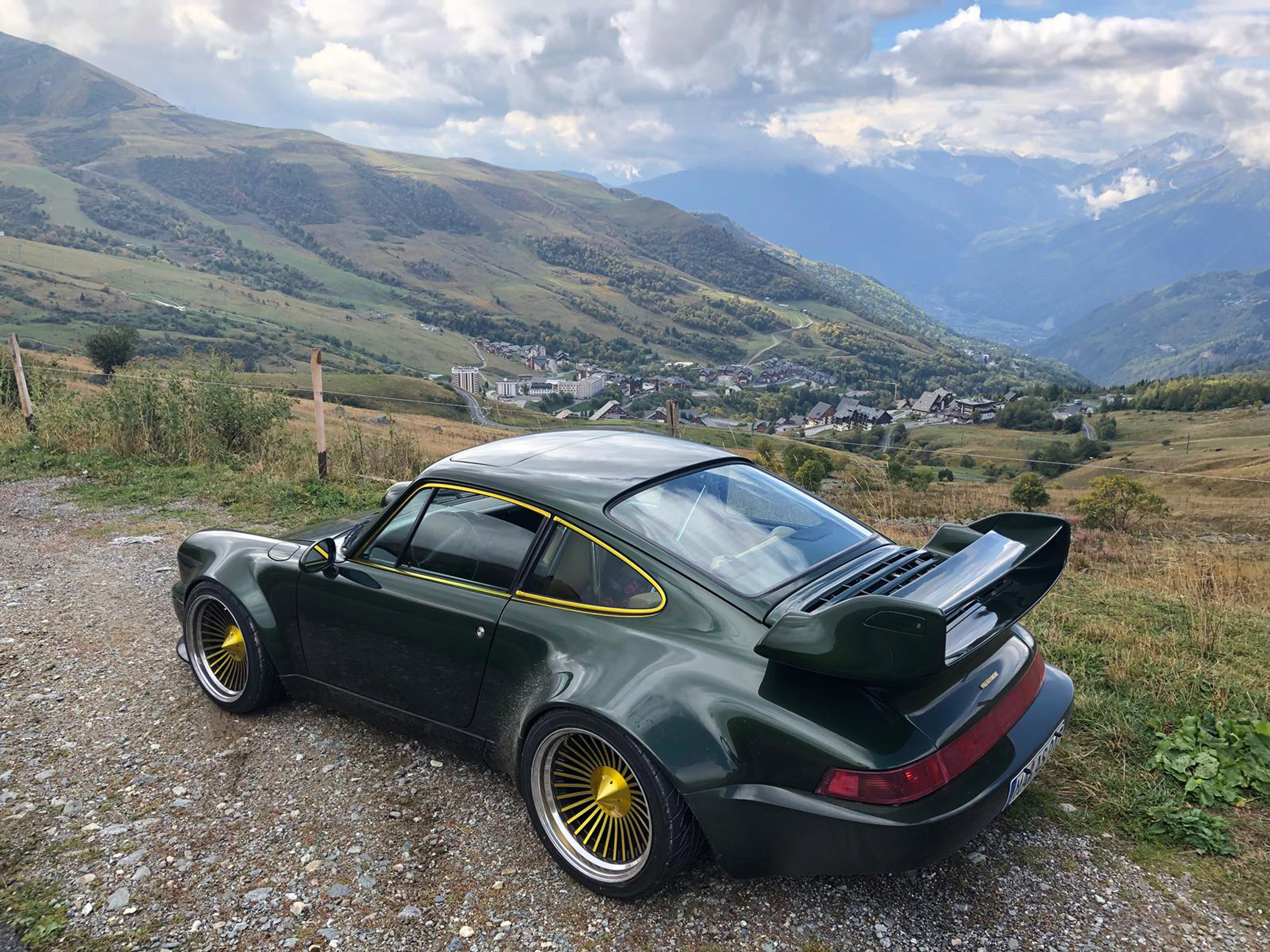 Wagenbauantsalt Porsche 911 Turbo