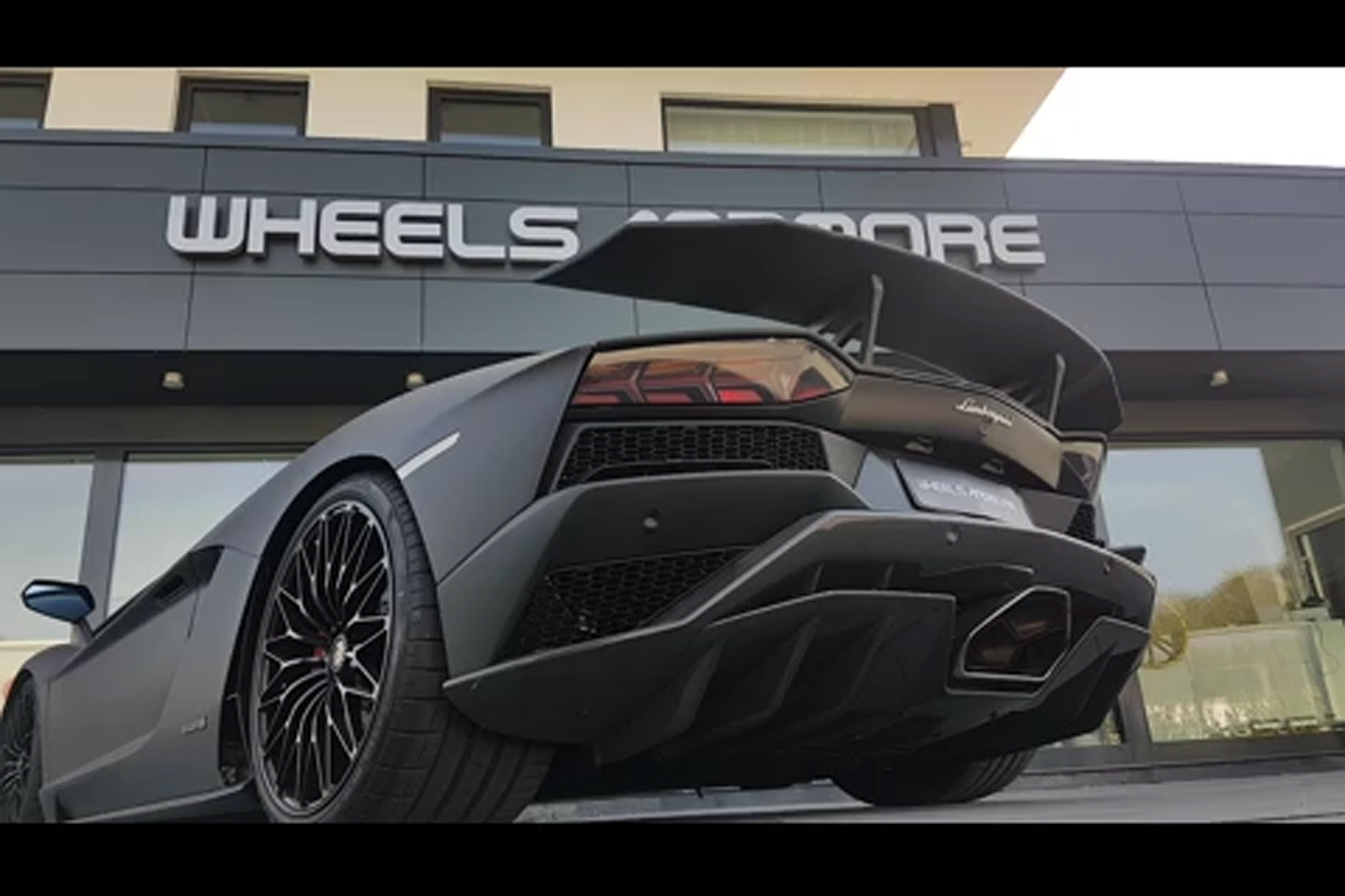 Wheelsandmore Lamborghini Aventador