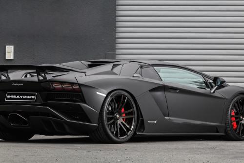 Wheelsandmore Lamborghini Aventador (2018) - picture 8 of 25