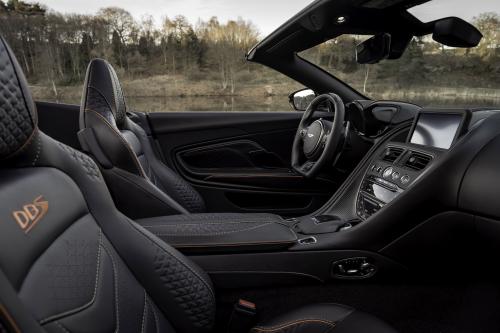 Aston Martin DBS Superleggera Volante (2019) - picture 8 of 12