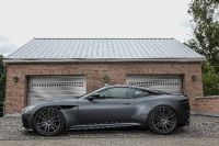 Aston Martin DBS Superleggera (2019) - picture 5 of 10