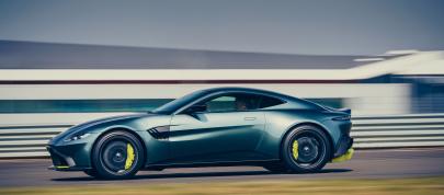 Aston Martin Vantage AMR (2019) - picture 7 of 13