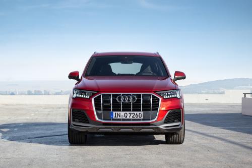 Audi Q7 (2019) - picture 1 of 13