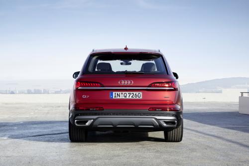 Audi Q7 (2019) - picture 9 of 13