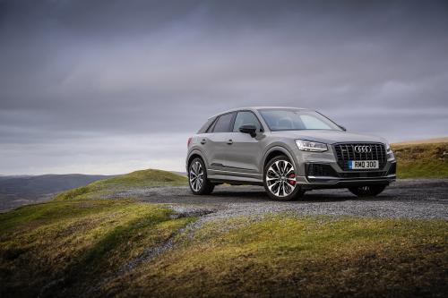 Audi SQ2 SUV (2019) - picture 1 of 4