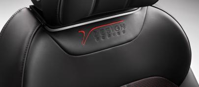 2019 Bentley Bentayga Design Series (2020) - picture 7 of 8