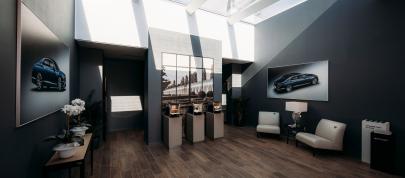 Bentley Flying Spur in Moscow (2019) - picture 7 of 10