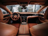 Bentley Flying Spur in Moscow (2019) - picture 5 of 10