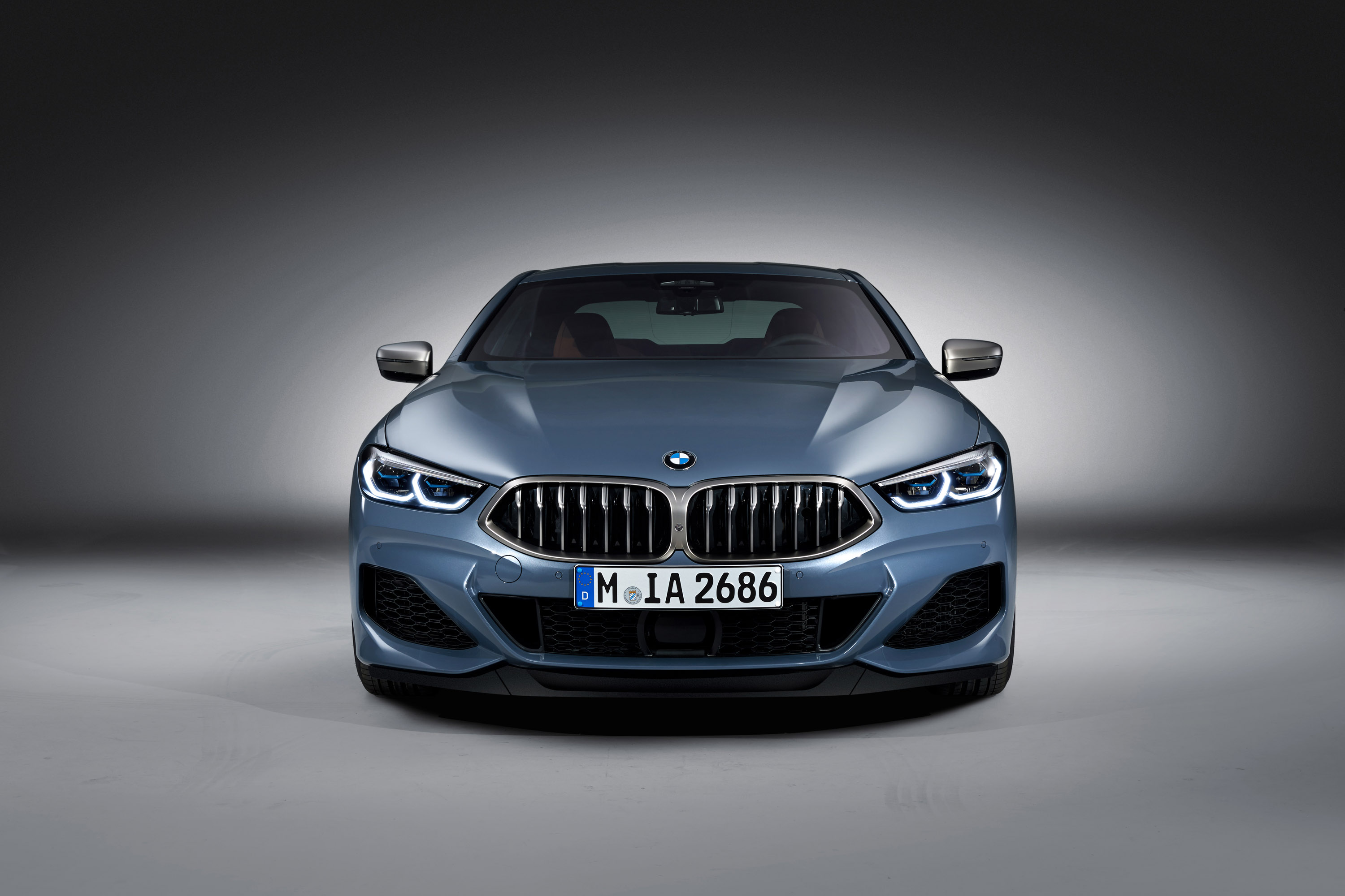 BMW 850i xDrive Coupe