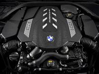 BMW 850i xDrive Coupe (2019) - picture 7 of 8