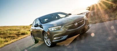Buick Regal Avenir (2019) - picture 4 of 7