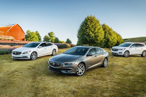Buick Regal Avenir (2019) - picture 1 of 7
