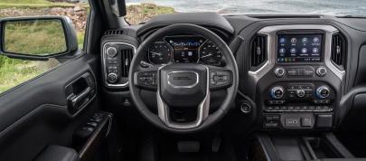 GMC Sierra Denali (2019) - picture 4 of 9